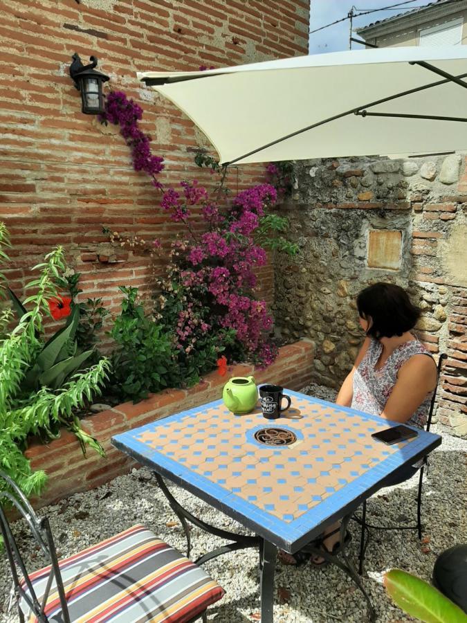 Ferienwohnung Laetitia Et Yaniv Dagon Elne Exterior foto