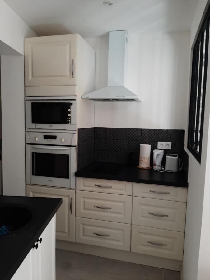 Ferienwohnung Laetitia Et Yaniv Dagon Elne Exterior foto